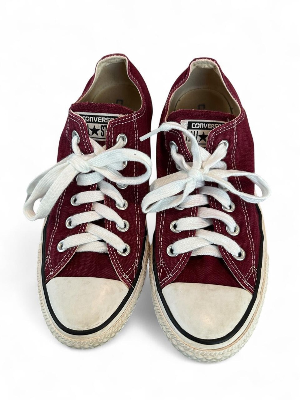 Women 9 converse shoes red Burgundy